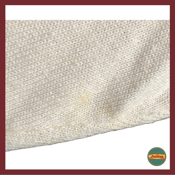 ✨Name Your Price Sale!✨ Heirloom Collectibles - Vintage Large White Knit Button - Picture 9 of 10